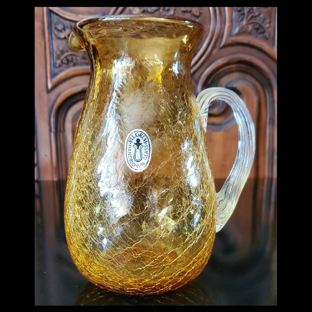 Vntg Pilgrim 7 1/4" Tall Crackle Glass Art Glass Pitcher